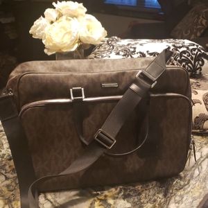 Michael Kors weekender bag, like brand new!